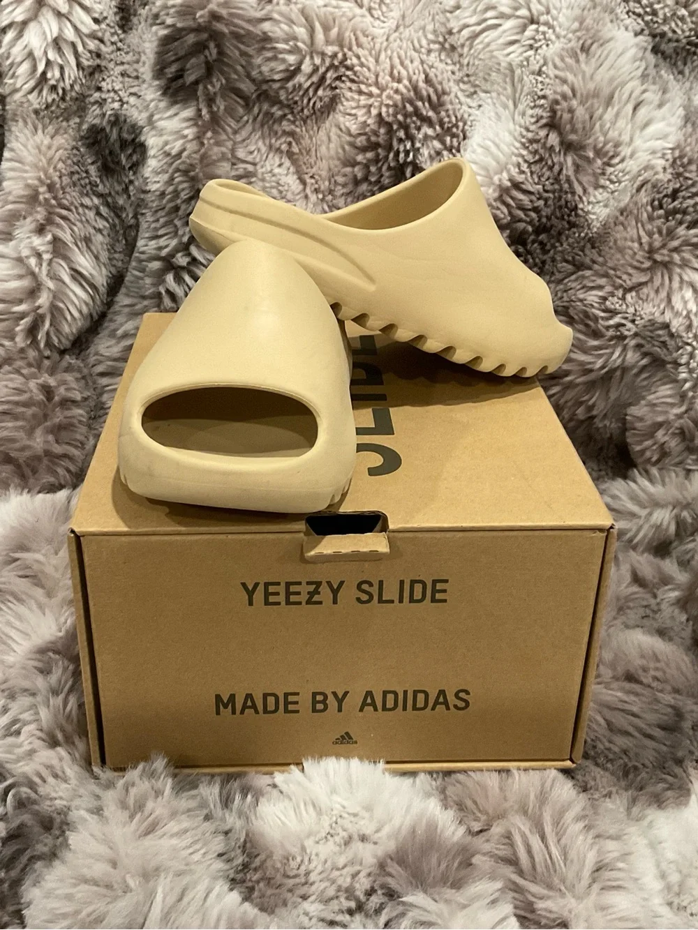 Yeezy minimal one